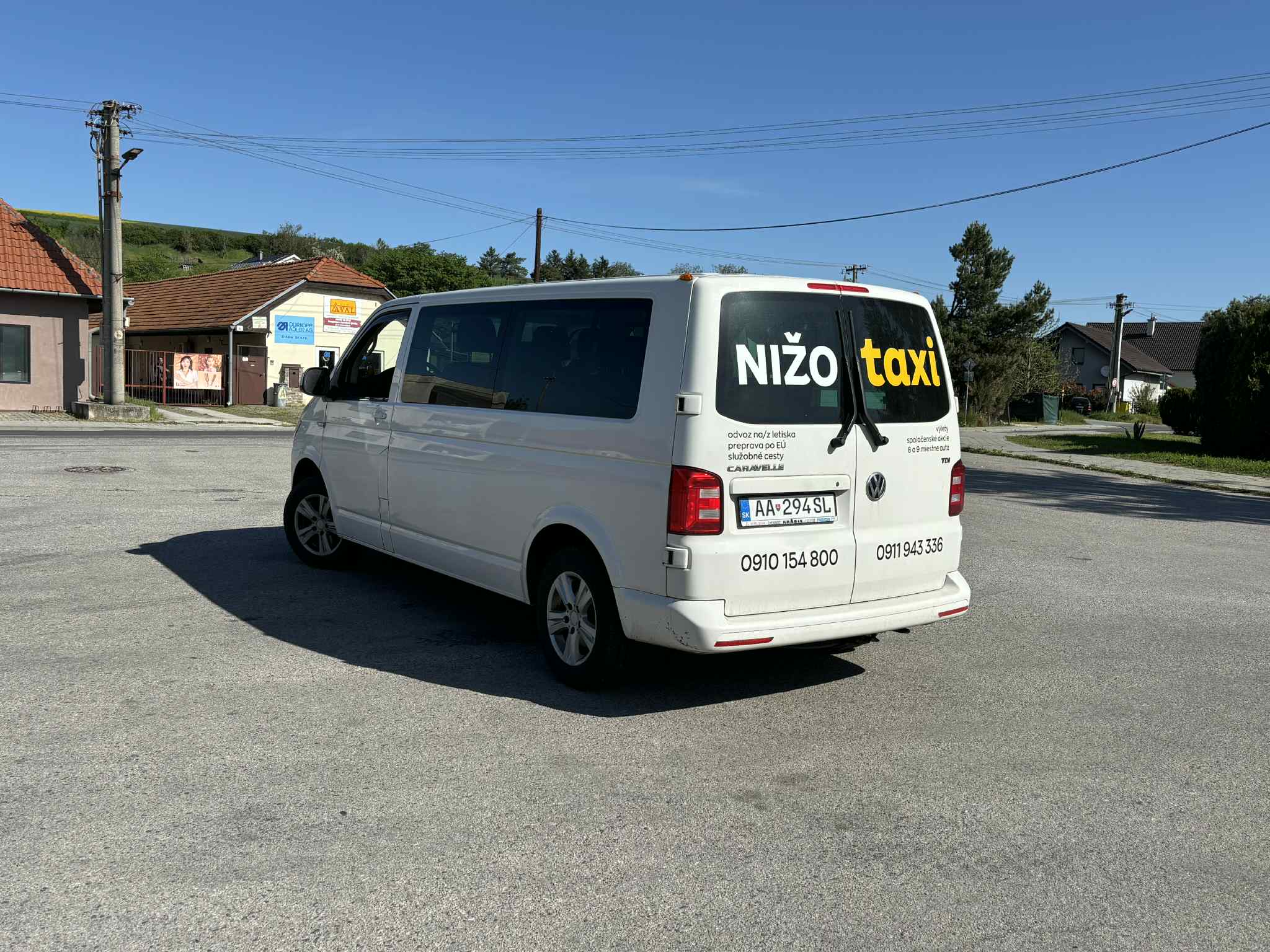 NIŽOTAXI Žltý Taxík